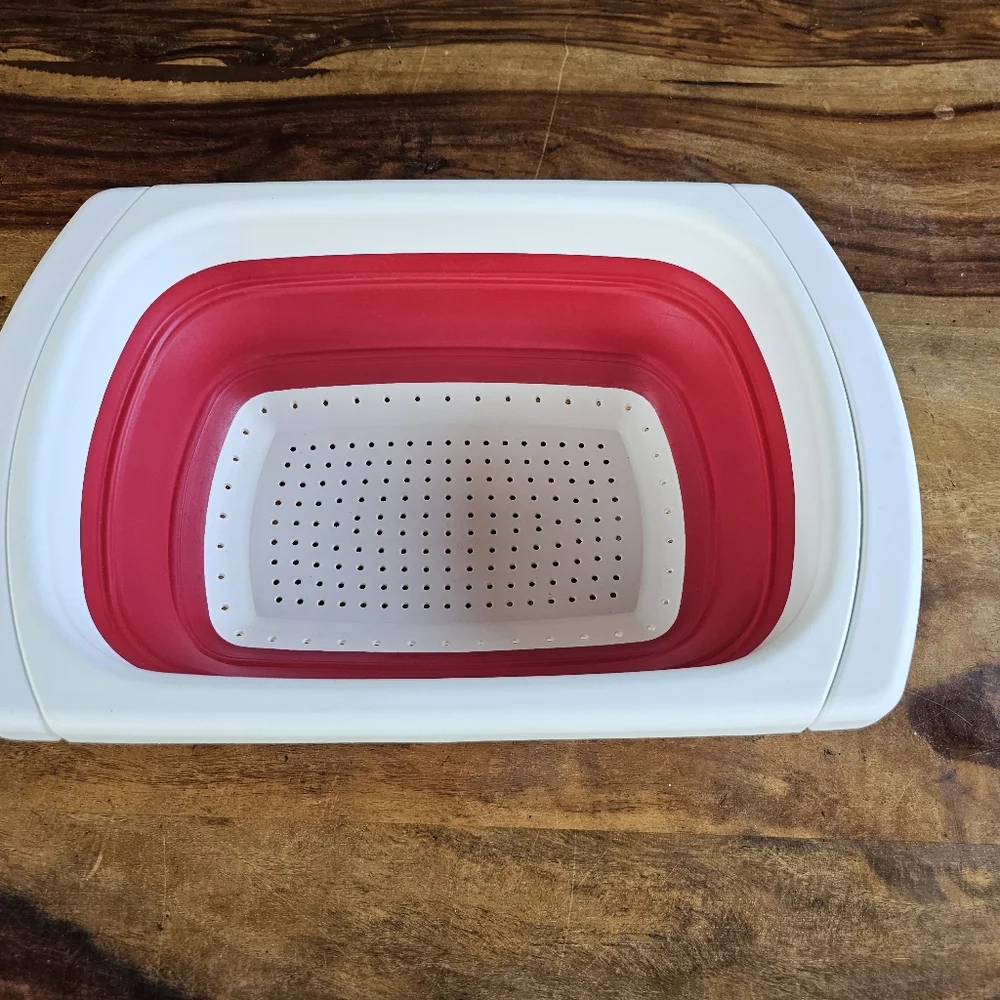Large Sink Strainer Collander  Collaspible Expandable Handles White And Red